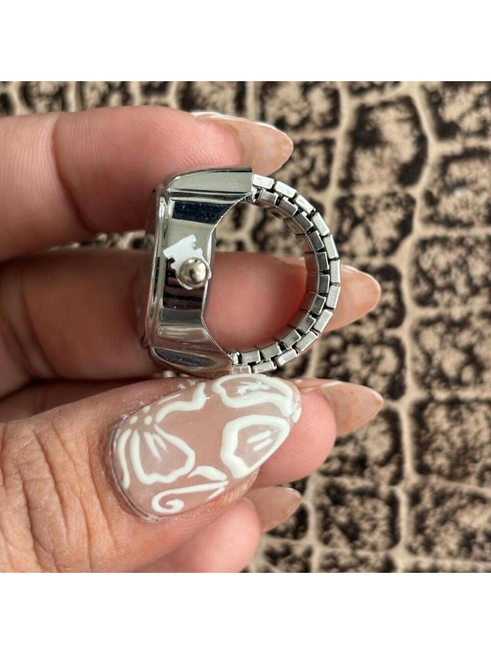 RING WATCH - Picture 2 of 4